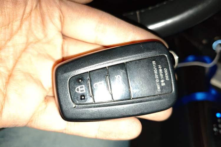 Used Toyota Camry 2019 Revised Version 2.0G Luxury Edition