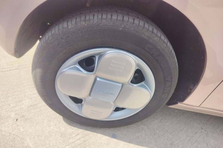 Used Geely Galaxy Panda 2023 Panda Mini 200km Endurance Bear
