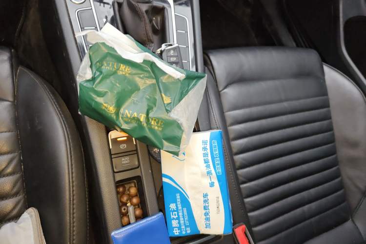 Used Volkswagen Magotan 2019 330TSI DSG Leading Model China VI Standard
