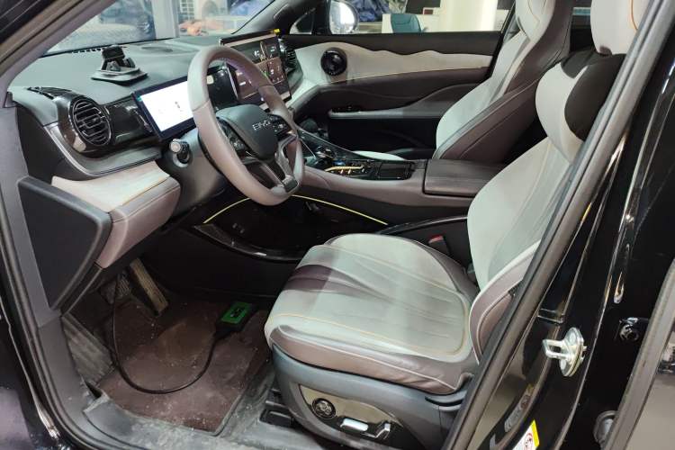 Used BYD Frigate 07 2023 DM-i 100KM Prestige Model Left Front Seat