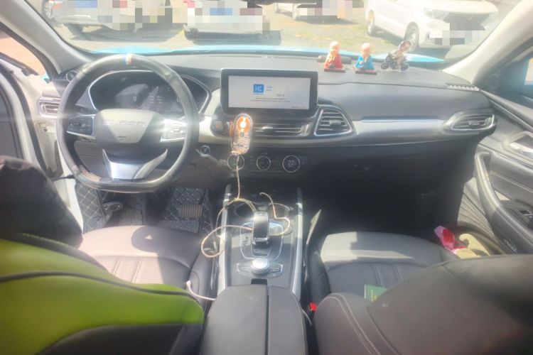 Used EXEED Lingyun 2019 1.6T Two-Wheel Drive Diamond Edition Center Console