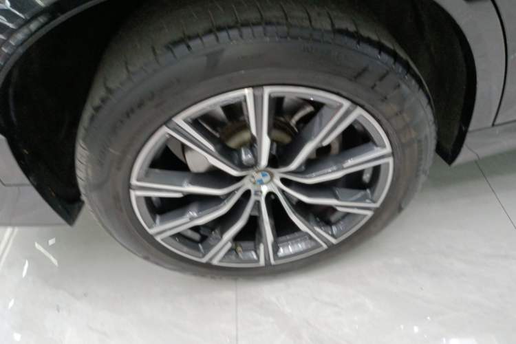 Used BMW X5 2022 Restyled xDrive 30Li Luxury Version M Sport Package