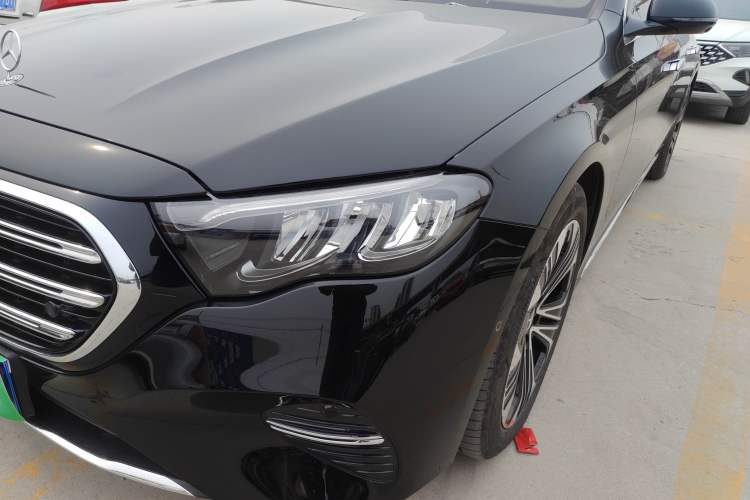 Used Mercedes-Benz E-Class 2025 Facelift E 300 L Luxury Edition
