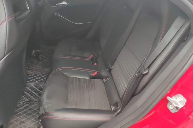 Used Mercedes-Benz CLA 2018 CLA 220 4MATIC
