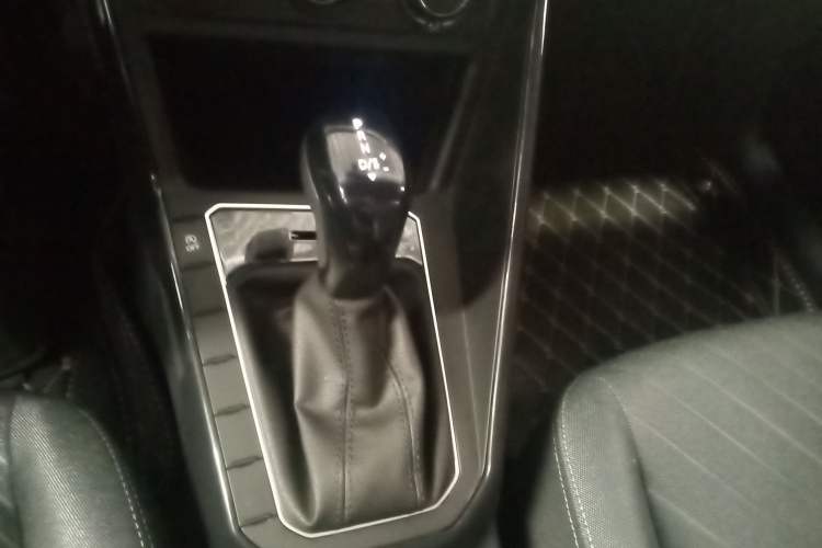 Used Volkswagen Lavida 2025 New Sharp 1.5L Outstanding New Edition Gear Lever