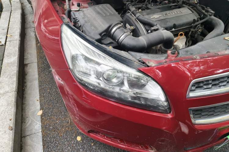 Used Chevrolet Malibu 2013 1.6T Automatic Comfort Edition Right Front Headlight