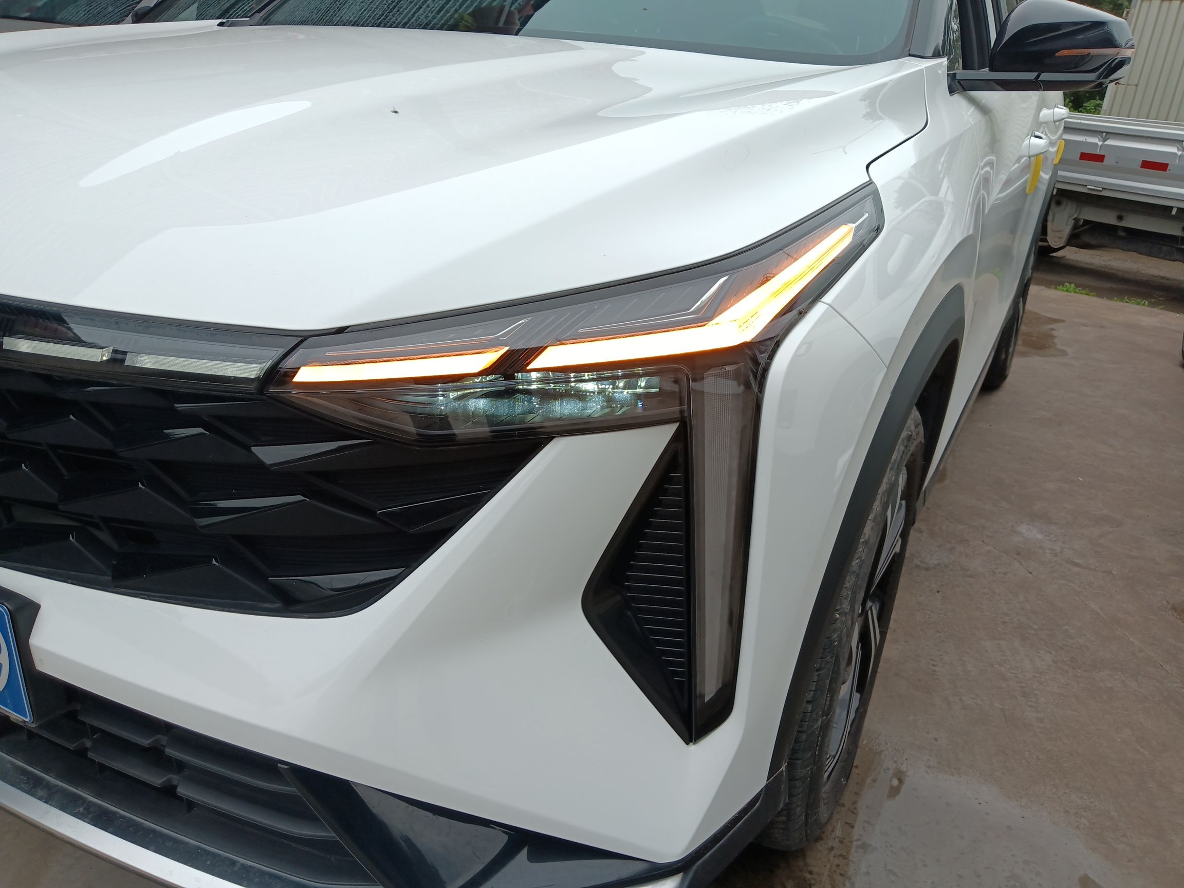 Geely Auto Emgrand X7 Sport 2023 Boyue COOL 1.5TD Smart Connect+ — снимка 8