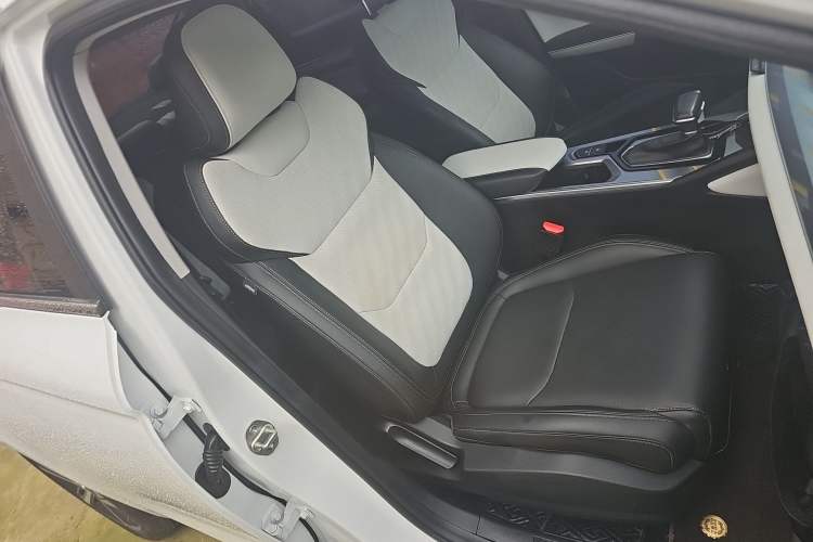 Used Geely Auto Emgrand L 2022 1.4T CVT Flagship Edition Right Front Seat