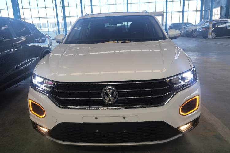 Used Volkswagen T-ROC 2019 230TSI DSG Two-Wheel-Drive Advanced Version China VI Standard Front