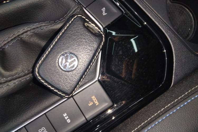 Used Volkswagen Tayron GTE Plug-in Hybrid 2022 1.4T Luxury Edition Vehicle Key