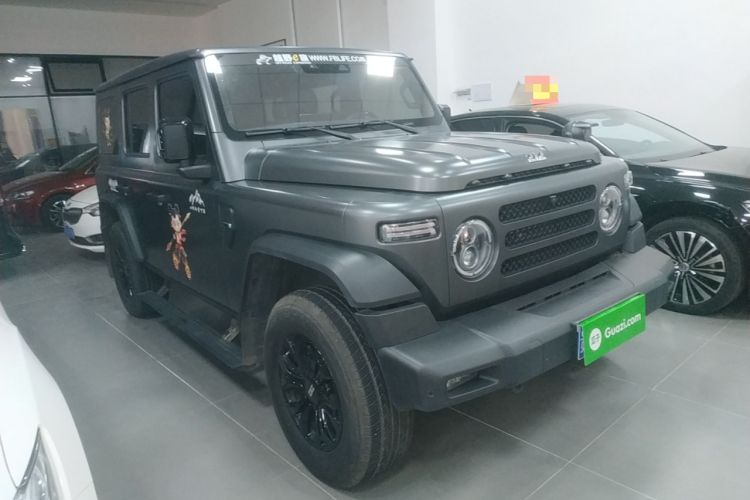 Used 212 T01 2024 2.0T Explorer
