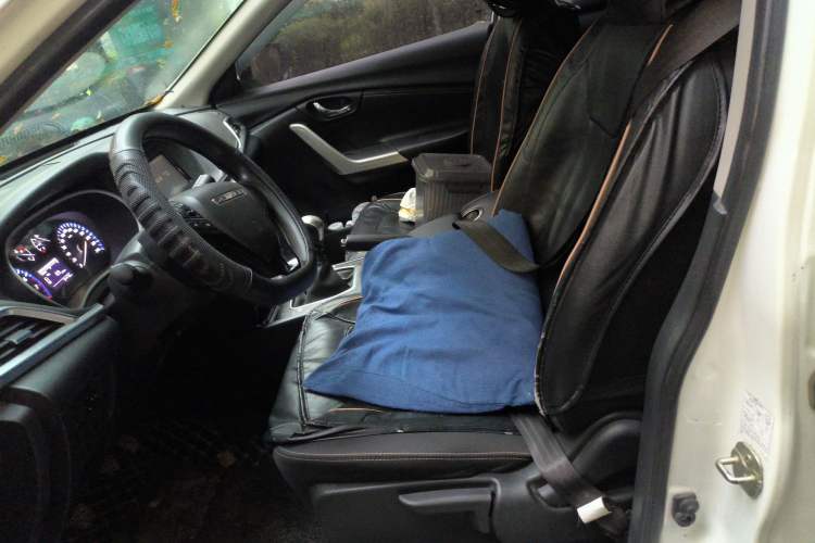 Used Venucia T90 2017 2.0L Manual Fashion Edition Left Front Seat