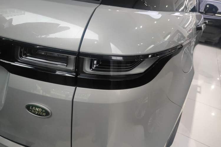 Used Land Rover Range Evoque 2022 Facelifted Aurora L 249 PS R-Dynamic Luxury Edition