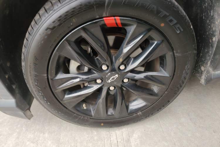 Used Chevrolet Orlando 2019 Redline 530T Automatic Enjoyment Version (5+2 Seating) China VI
