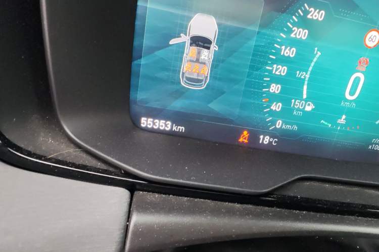 Used Lynk & Co 02 2019 1.5T DCT Two-Wheel Drive Pro Edition China VI Standard Odometer Close Up