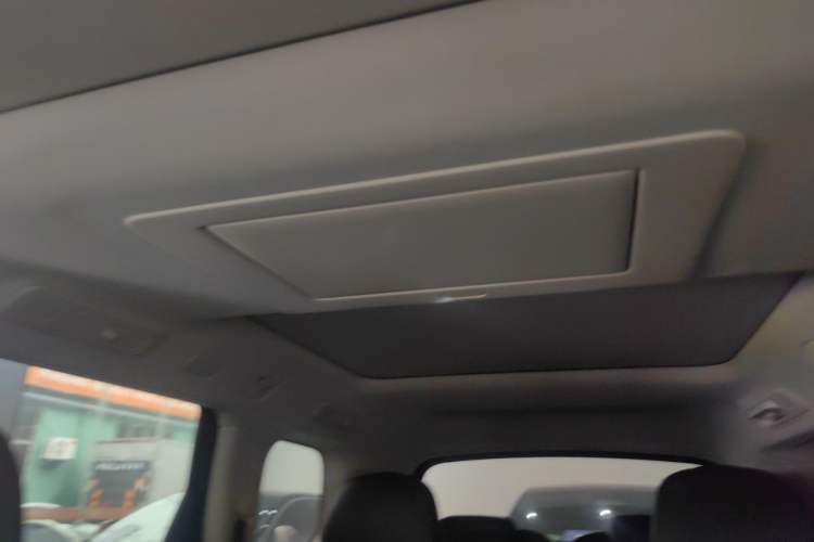 Used Leapmotor C16 2024 Range-Extended 200 LiDAR Edition Headliner