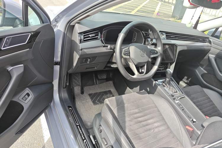 Used Volkswagen Magotan 2020 330TSI DSG Luxury Edition