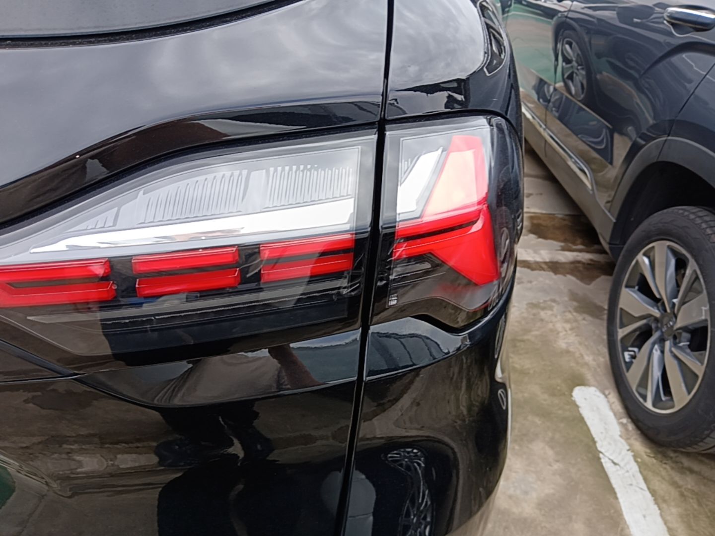 Geely Auto Haoyue L 2023 2.0T DCT Prestige Edition — снимка 9