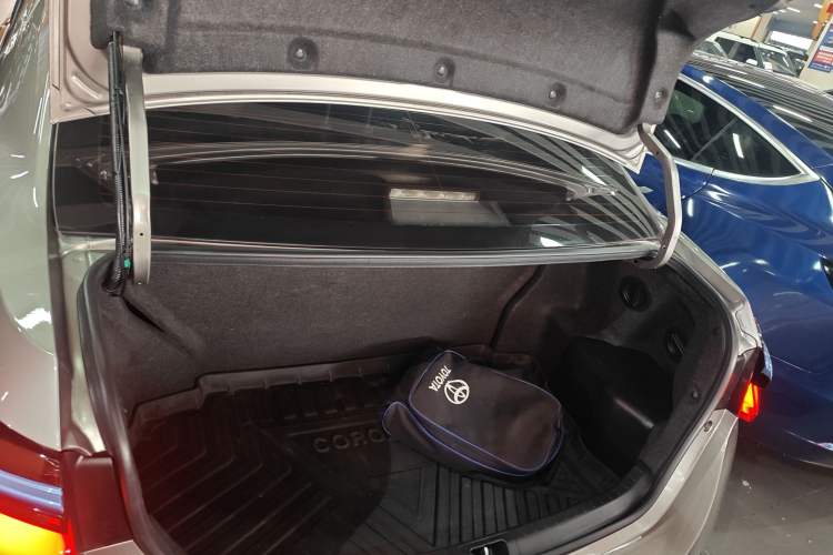 Used Toyota Corolla Hybrid E+ 2019 1.8L E-CVT Leading Edition Trunk