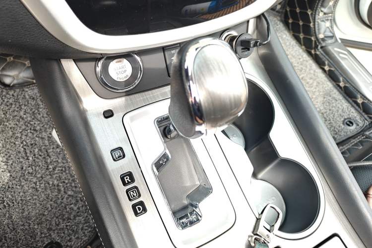 Used Nissan Murano 2015 2.5L XL NAVI Plus Two-Wheel Drive Smart Edition Gear Lever