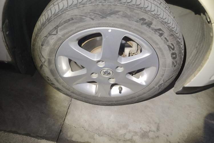 Used Venucia D50 2013 1.6L Manual Luxury Edition