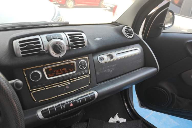 Used smart fortwo 2011 1.0 MHD Hardtop Standard Edition