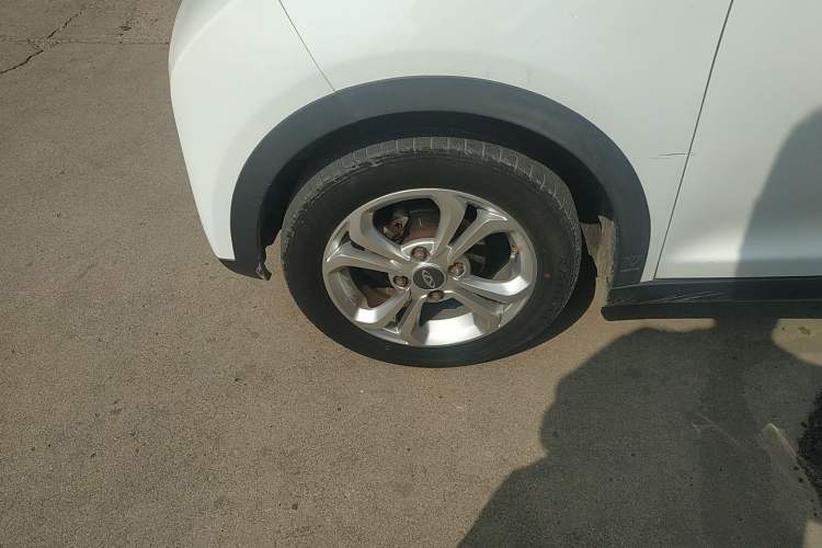 Used Chery QQ Little Ant 2018 400 4-Seater Smart Edition Left Front Wheel Hub