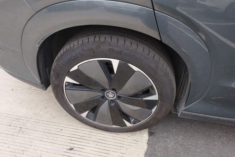 Used BYD Tang L 2025 DM 175KM Drone Player Edition