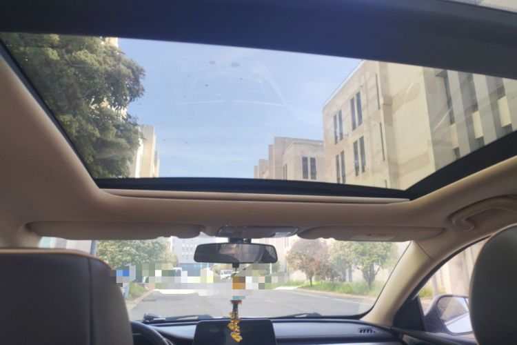 Used CHANGAN Raeton CC 2018 1.5T Manual Luxury Model China V Standard