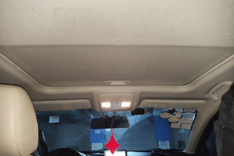 Used Mazda 3 Axela 2014 Sedan 2.0L Automatic Sport Model