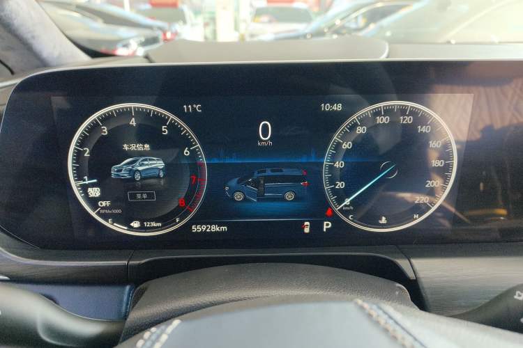 Used Buick GL8 2021 ES Landtrek 653T Comfort Edition