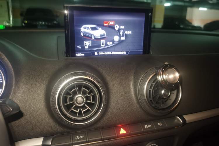 Used Audi A3 2018 30th Anniversary Edition Sportback 35 TFSI Ambition Model
