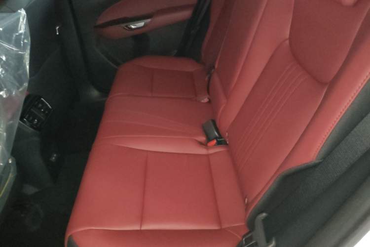 Used Lexus NX 2025 Model 350h JOY Left Rear Seat