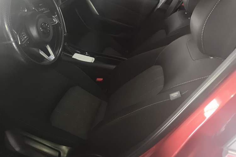 Used Mazda CX-4 2018 2.0L Automatic Two-Wheel Drive Blue Sky Exploration Version China V Standard
