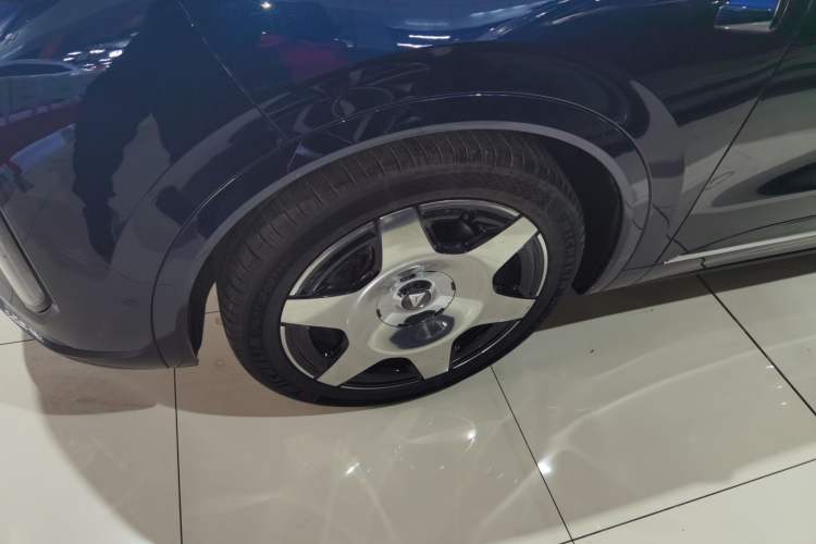 Used Deepal S09 2025 Four-Wheel Drive Ultra+ Custom Edition