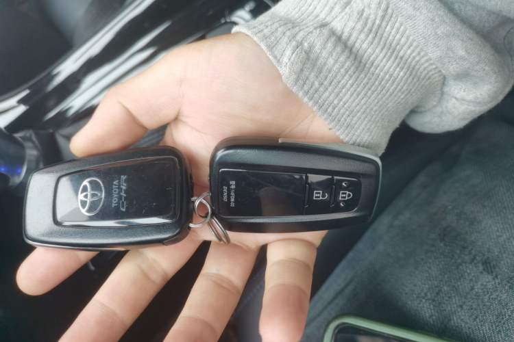 Used Toyota C-HR 2020 2.0L Leading Edition Interior 1