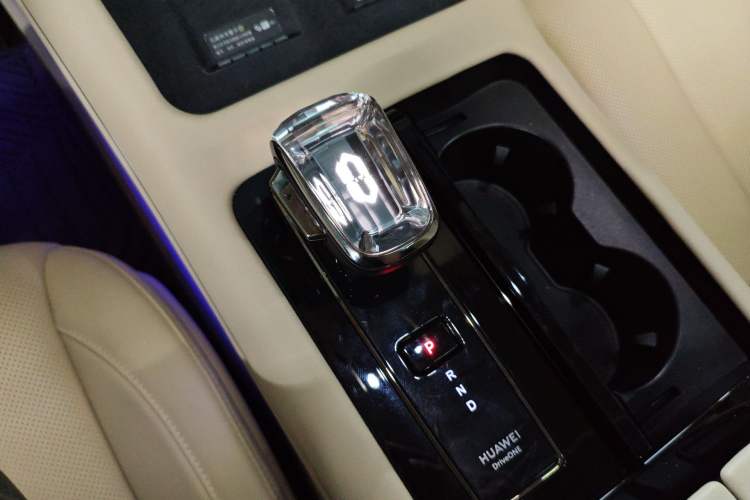 Used Hima AITO M7 2024 1.5T Four-Wheel Drive Plus Version 5 Seats Gear Lever