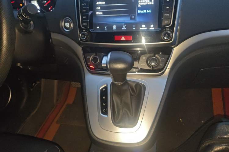 Used Haval M6 2019 1.5T DCT Two-Wheel Drive Elite Version China V Standard