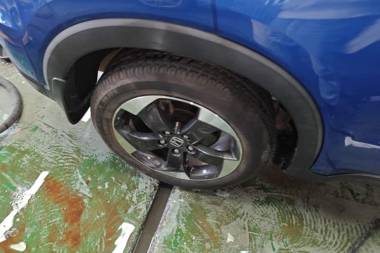 Used Honda Vezel 2015 1.8L CVT 2WD Luxury Model