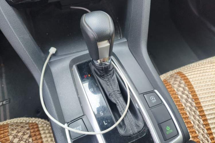 Used Honda Civic 2016 220TURBO CVT Luxury Edition
