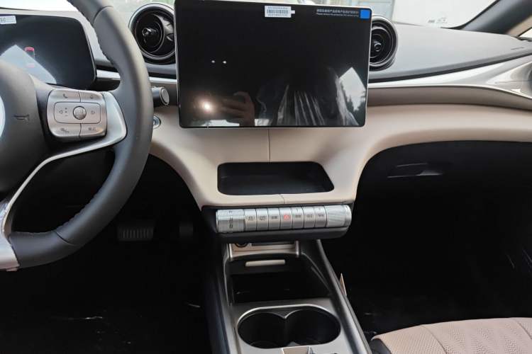 Used BYD Dolphin 2025 420km Free Edition
