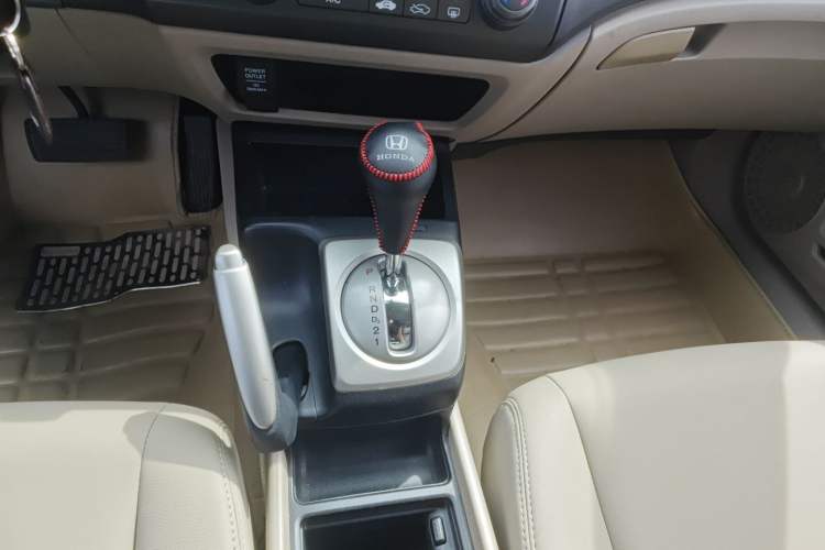 Used CIIMO CIIMO 2012 1.8L Automatic