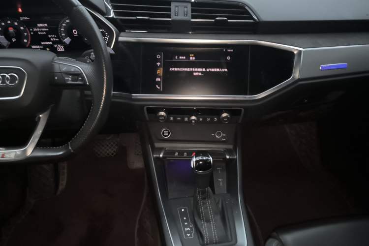 Used Audi Q3 Sportback 2020 40 TFSI Fashion Model Audio And AC Panel