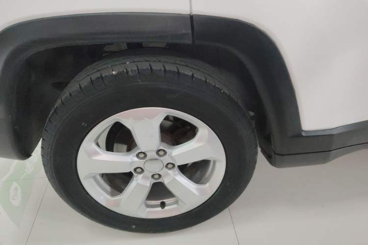 Used Jeep Compass 2017 200T Automatic Family Edition
