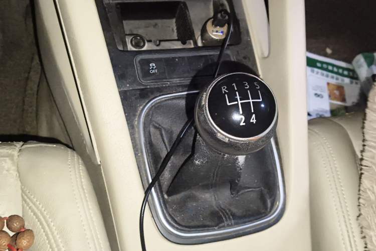 Used Volkswagen Sagitar 2009 1.6L Manual Comfort Edition