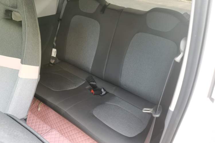 Used Wuling Hongguang MINIEV 2022 Macaron Premium Model – Lithium Iron Phosphate