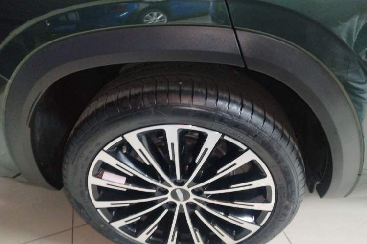 Used Geely Auto Monjaro L 2025 Dongfang Yao 2.0TD Automatic All-Wheel-Drive Wangyue Edition
