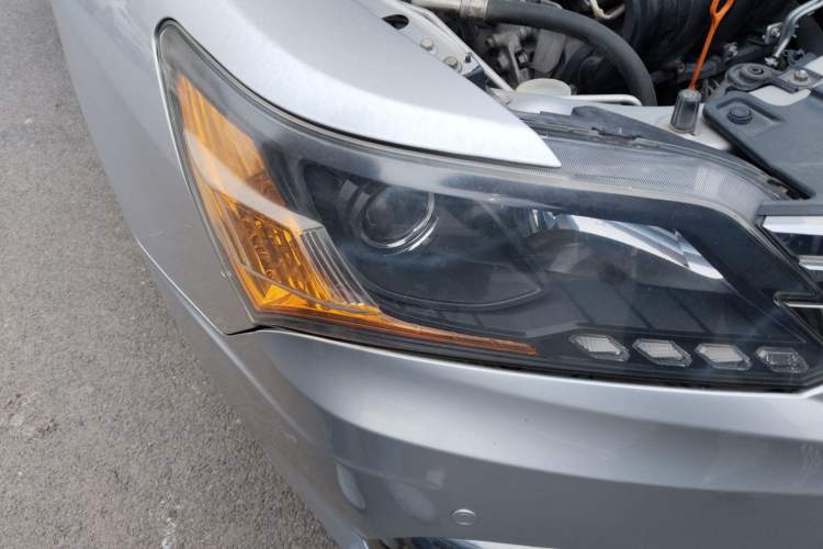 Used Everus S1 2014 1.3L Automatic Comfort Edition
