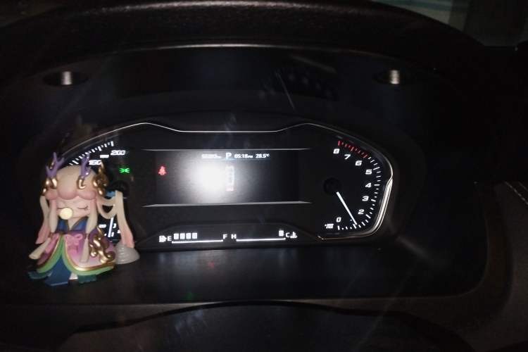 Used SAIC MAXUS G20 2021 PLUS 2.0T Gasoline Automatic Luxury Edition