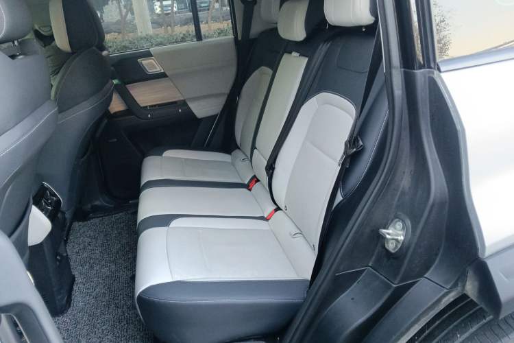 Used iCAR 03 2024 501km Four-wheel Drive Long-range Intelligent Driving Edition